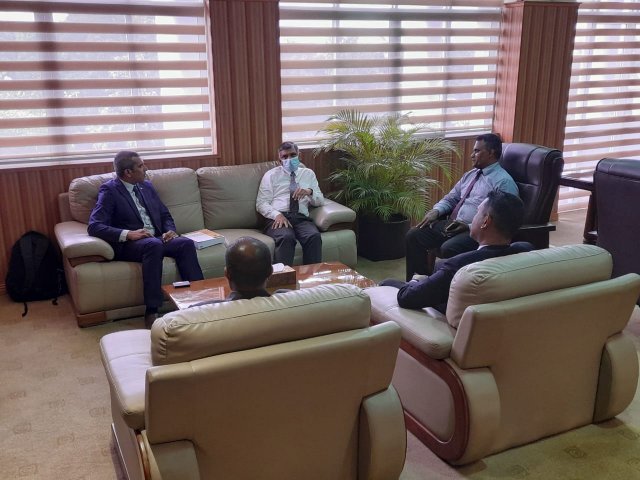 meeting with maldives auditor general